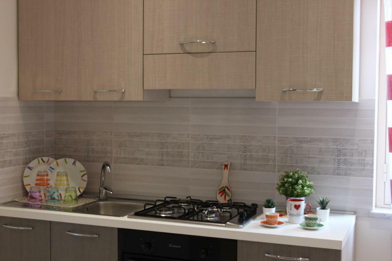 Oudeis Holidays Apartments 特罗佩阿 外观 照片
