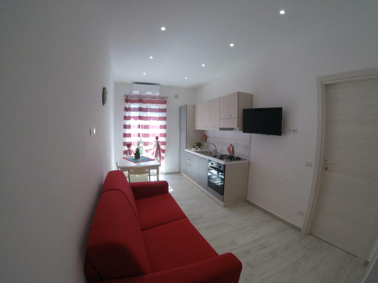 Oudeis Holidays Apartments 特罗佩阿 外观 照片