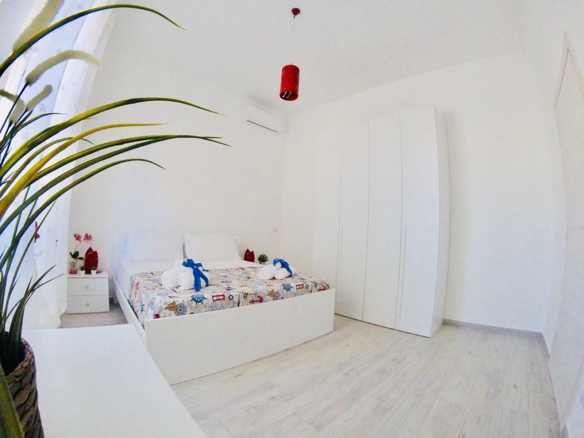 Oudeis Holidays Apartments 特罗佩阿 外观 照片